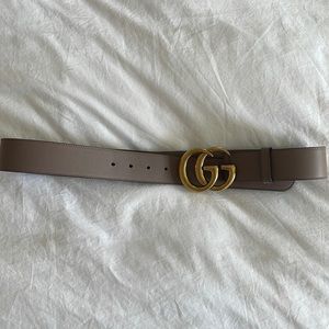Gucci Belt - medium size - Mauve/taupe color